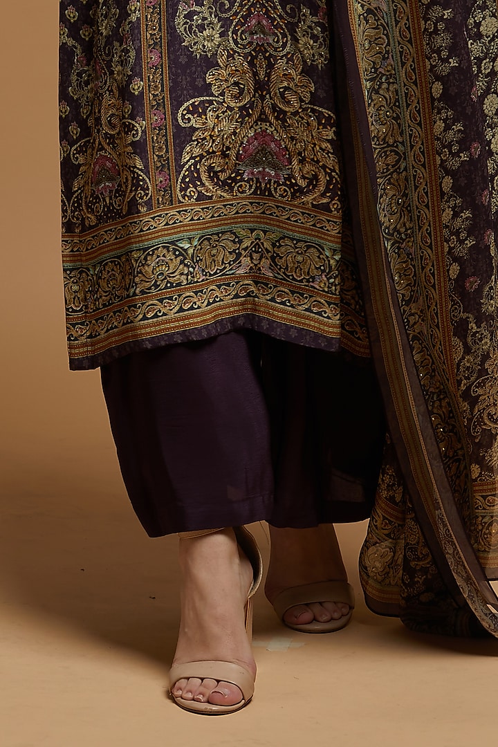Dark Brown Bemberg Crepe Digital Printed Kurta Set by NIRRAAMYAA at Pernia's Pop Up Shop