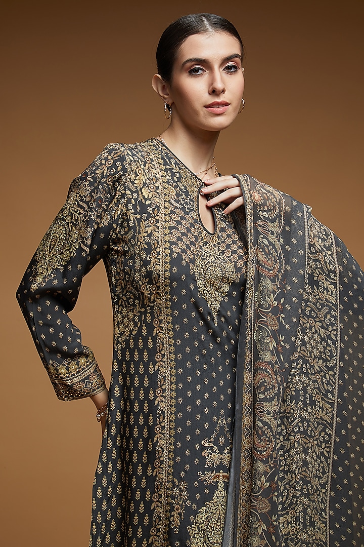 Grey Bemberg Crepe Digital Printed Kurta Set by NIRRAAMYAA at Pernia's Pop Up Shop