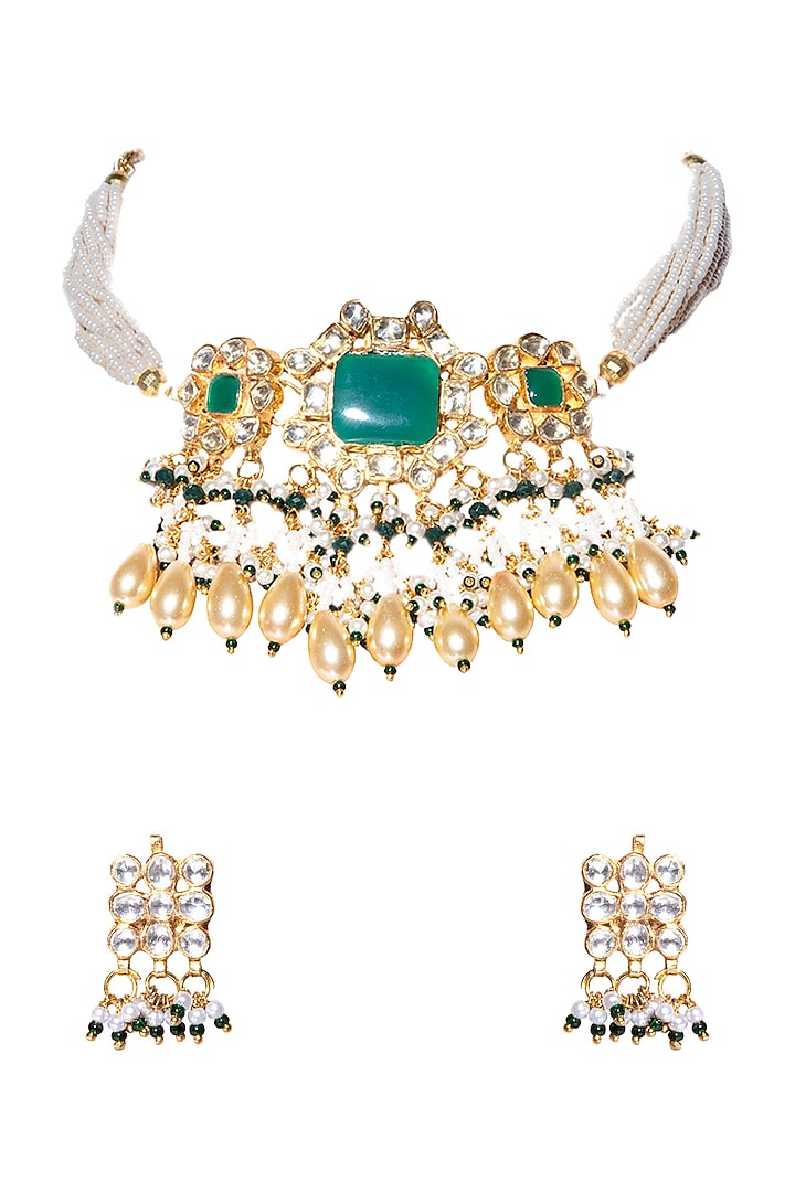 Gold Finish Kundan Necklace Set by Namasya