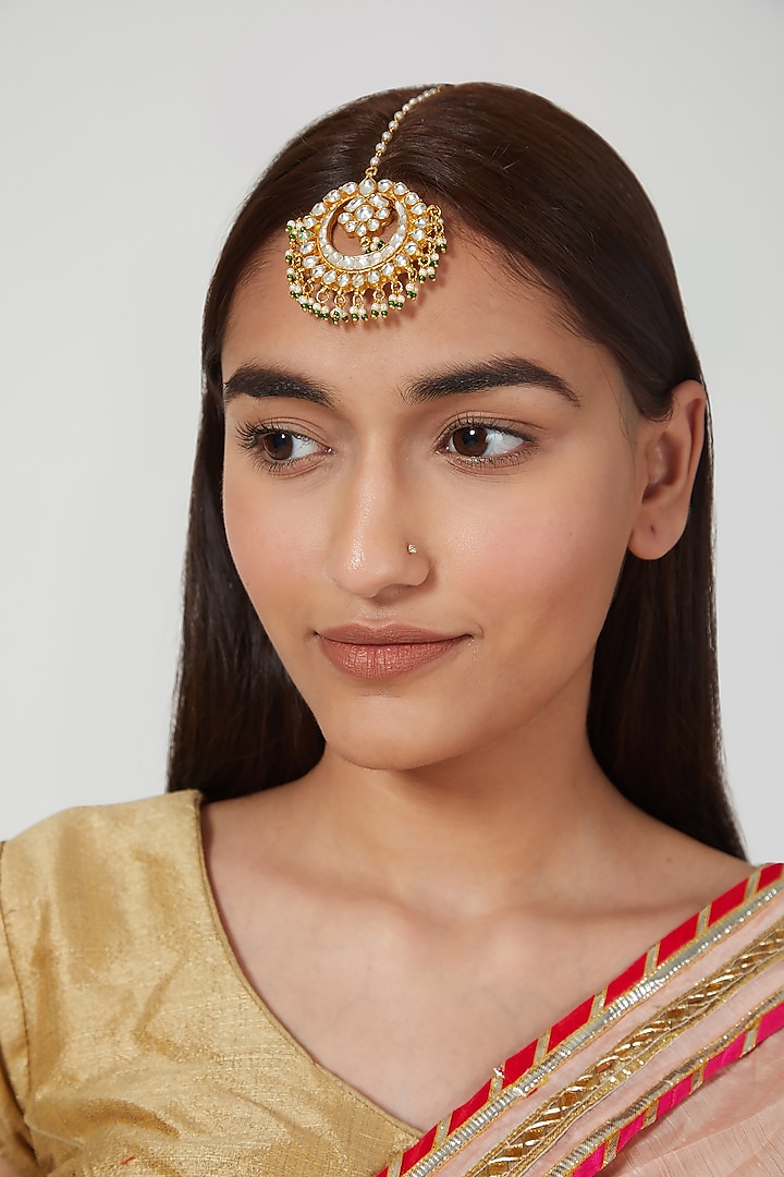Gold Finish Oversized Pearl Maang Tikka by Namasya at Pernia's Pop Up Shop