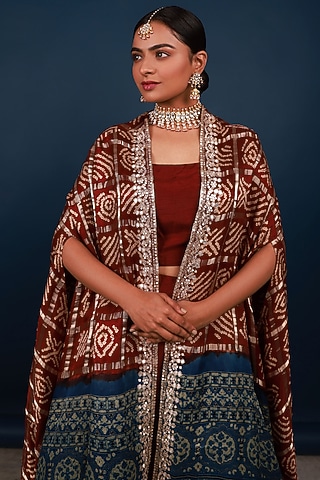 Gold Finish Kundan Polki & Pearl Drop Necklace Set by Namasya