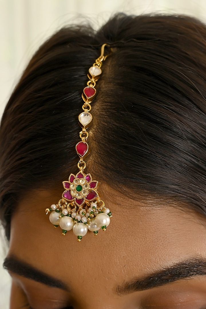 Micro Gold Finish Pink Kundan Polki & White Beaded Necklace Set by Namasya at Pernia's Pop Up Shop