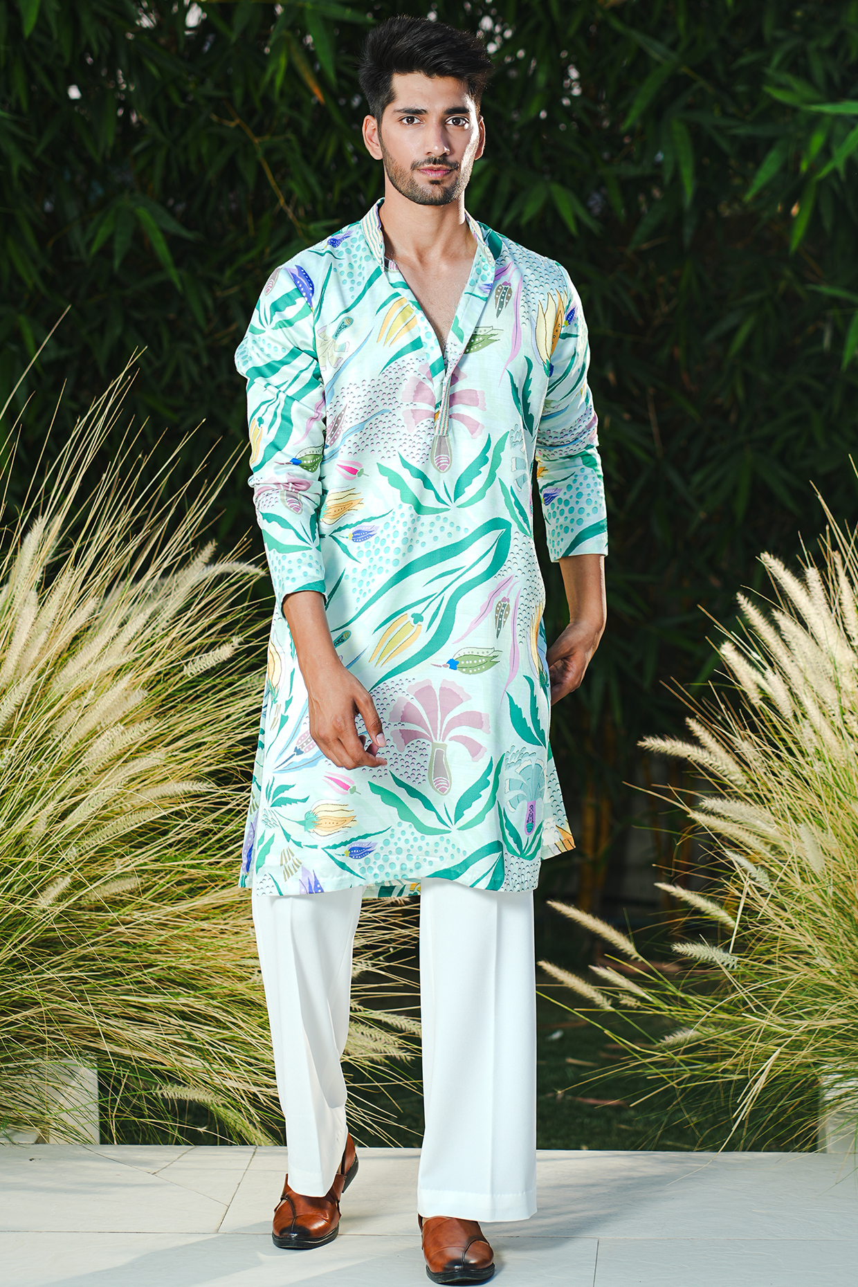 Green Linen Silk Printed & Embroidered Kurta Set by Niloufer by Aasif Ally at Pernia's Pop Up Shop