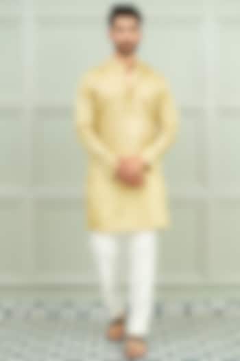 Yellow Silk Floral Printed Kurta Set by Niloufer by Aasif Ally Men at Pernia's Pop Up Shop