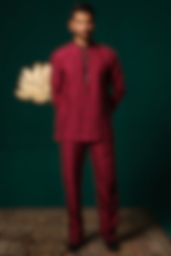 Maroon Silk Embroidered Short Kurta Set by Niloufer by Aasif Ally Men at Pernia's Pop Up Shop