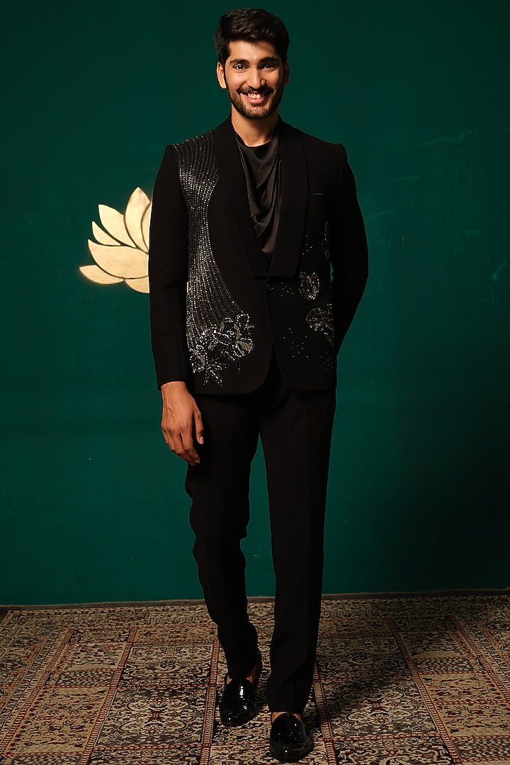 Black Silk Cutdana Embellished Blazer Set by Niloufer by Aasif Ally Men at Pernia's Pop Up Shop