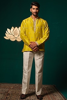product-color-Yellow