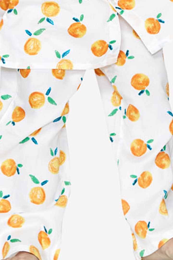White Cotton Night Suit With Print by Nigh Nigh label at Pernia's Pop Up Shop