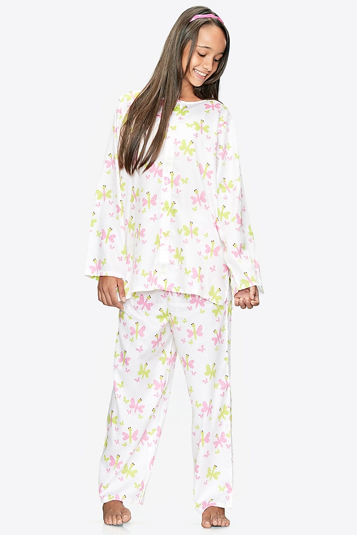 White Cotton Night Suit For Girls by Nigh Nigh label