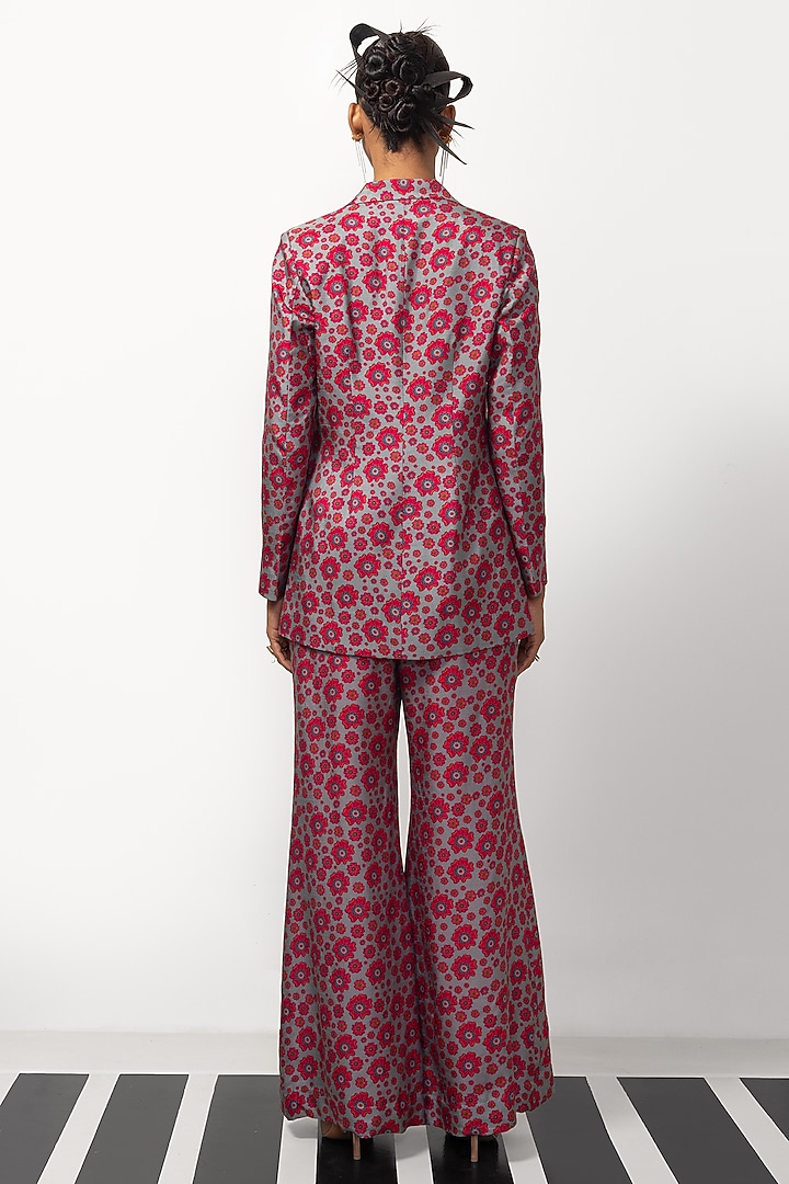 Grey & Pink Dola Silk Printed Blazer Set by Nautanky By Nilesh Parashar at Pernia's Pop Up Shop