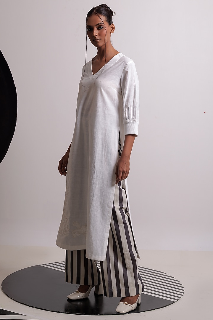 Ivory Handwoven Cotton Tunic Set by Nautanky By Nilesh Parashar at Pernia's Pop Up Shop