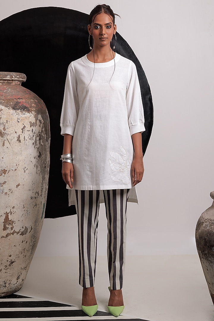 Ivory Handwoven Cotton High-Low Tunic Set by Nautanky By Nilesh Parashar at Pernia's Pop Up Shop