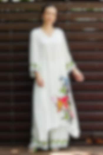 White Natural Crepe Floral Printed A-Line Kurta Set by Nautanky By Nilesh Parashar at Pernia's Pop Up Shop