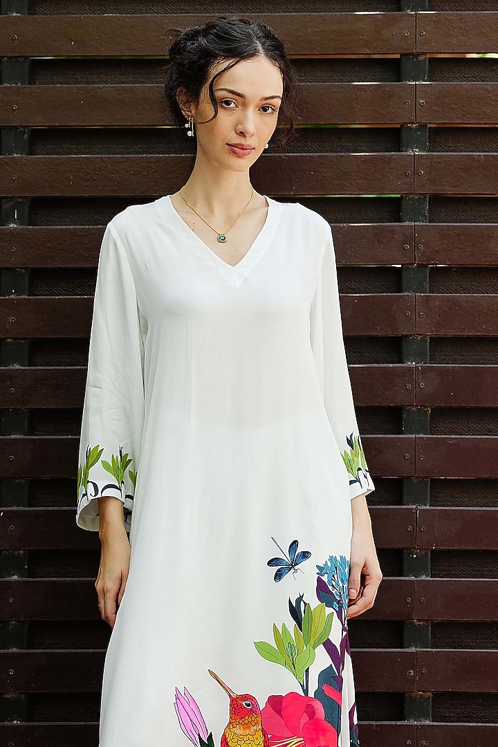 White Natural Crepe Floral Printed A-Line Kurta Set by Nautanky By Nilesh Parashar at Pernia's Pop Up Shop