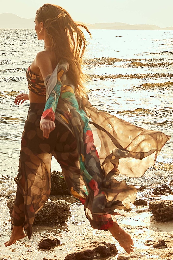 Charcoal Natural Crepe Floral Printed Cape Set by Nautanky By Nilesh Parashar at Pernia's Pop Up Shop