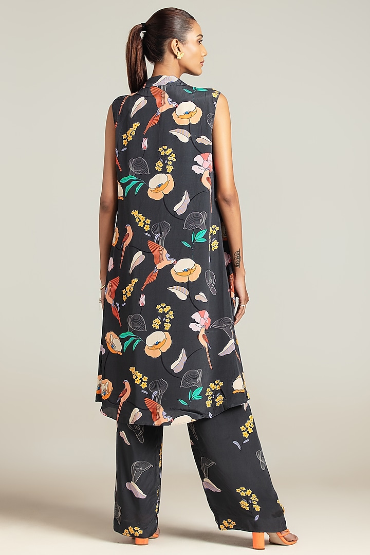 Grey Natural Crepe Floral Printed Trench Coat Set by Nautanky By Nilesh Parashar at Pernia's Pop Up Shop