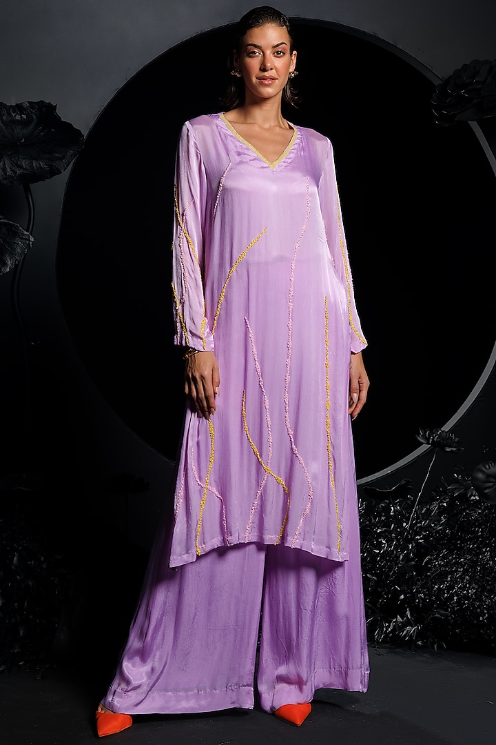 Lilac Satin Chiffon Hand Embroidered Kurta Set by Nautanky By Nilesh Parashar at Pernia's Pop Up Shop