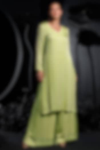 Green Satin Chiffon Hand Embroidered Kurta Set by Nautanky By Nilesh Parashar at Pernia's Pop Up Shop