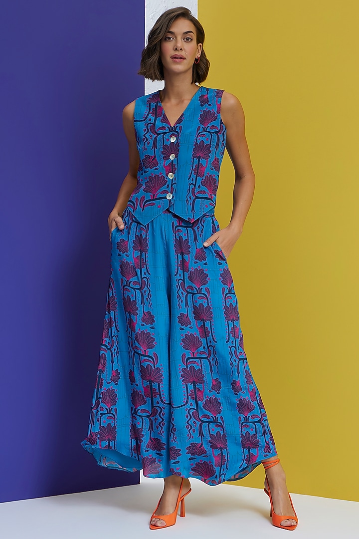 Malibu Blue Natural Crepe Co-Ord Set by Nautanky By Nilesh Parashar at Pernia's Pop Up Shop