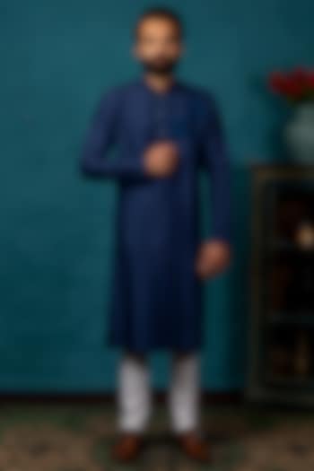 Blue Embroidered Kurta Set by Nautanky By Nilesh Parashar Men at Pernia's Pop Up Shop