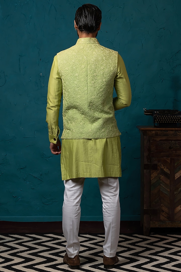 Blush Pink Silk Embroidered Koti Jacket Set by Nautanky By Nilesh Parashar Men at Pernia's Pop Up Shop