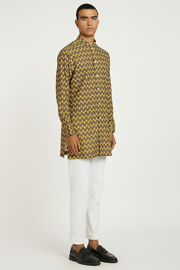Olive Green Handwoven Cotton Geometric Printed Kurta Set by Nautanky By Nilesh Parashar Men at Pernia's Pop Up Shop