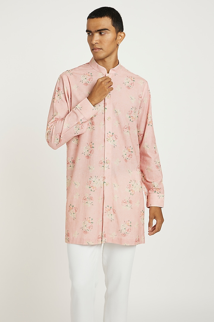 Blush Pink Handwoven Cotton Floral Printed Kurta Set by Nautanky By Nilesh Parashar Men at Pernia's Pop Up Shop
