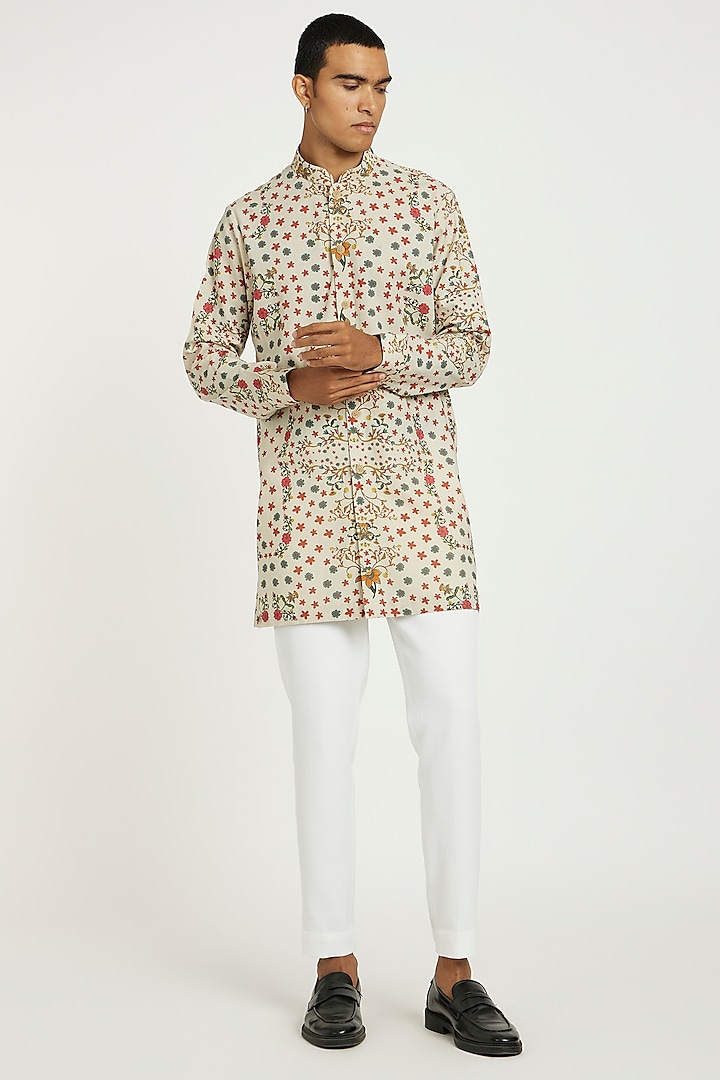 Off-White Handwoven Cotton Floral Printed Kurta Set by Nautanky By Nilesh Parashar Men at Pernia's Pop Up Shop