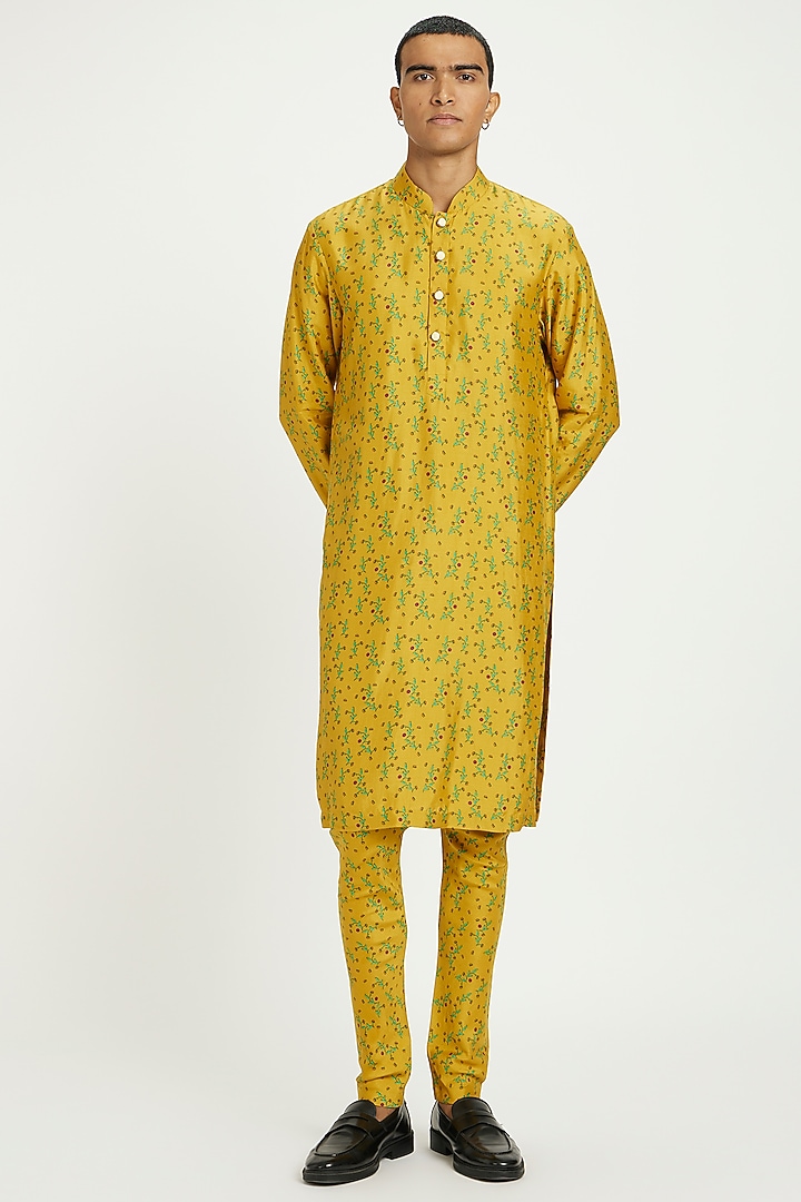 Yellow Viscose Silk Floral Block Printed Kurta Set by Nautanky By Nilesh Parashar Men at Pernia's Pop Up Shop