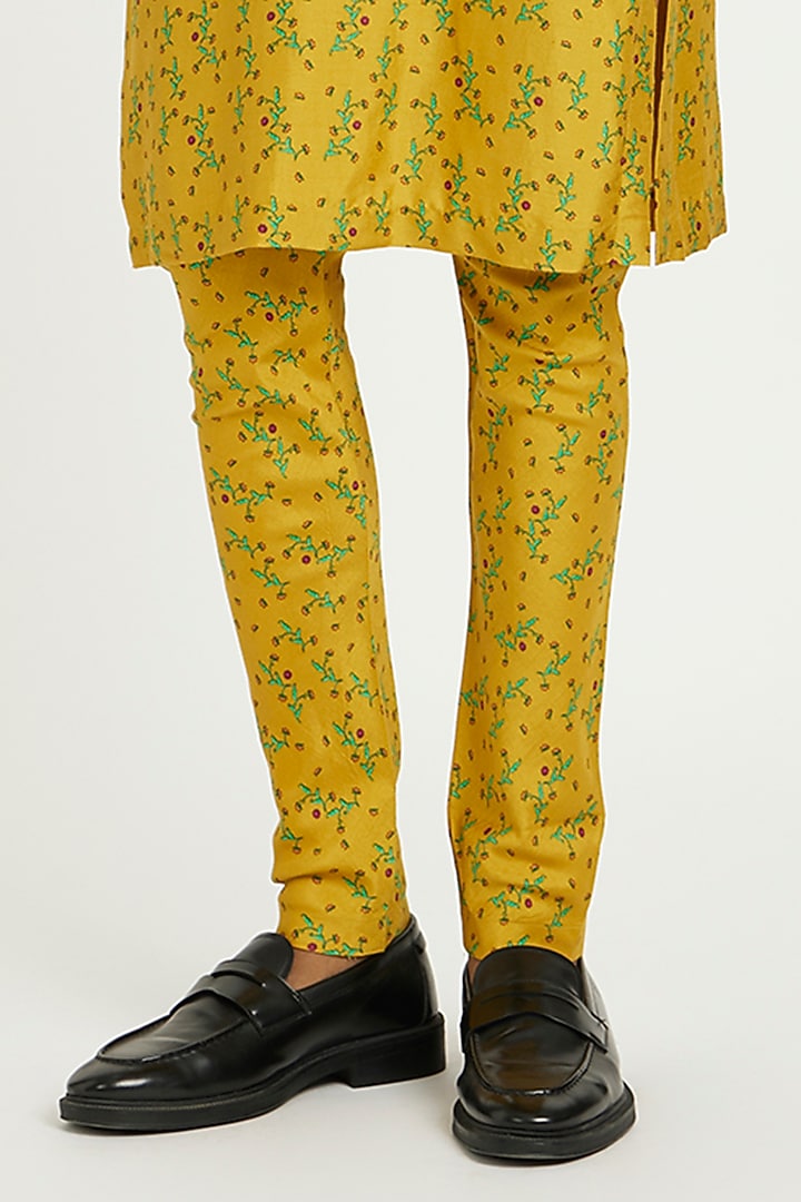 Yellow Viscose Silk Floral Block Printed Kurta Set by Nautanky By Nilesh Parashar Men at Pernia's Pop Up Shop
