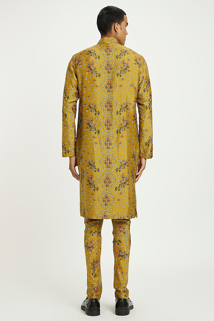 Mustard Viscose Silk Printed Kurta Set by Nautanky By Nilesh Parashar Men at Pernia's Pop Up Shop