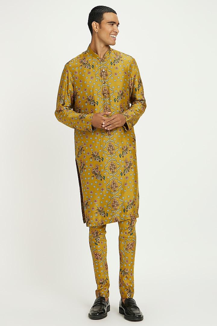 Mustard Viscose Silk Printed Kurta Set by Nautanky By Nilesh Parashar Men at Pernia's Pop Up Shop