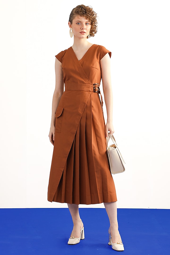 Terracotta Cotton Pleated Midi Dress by Notebook