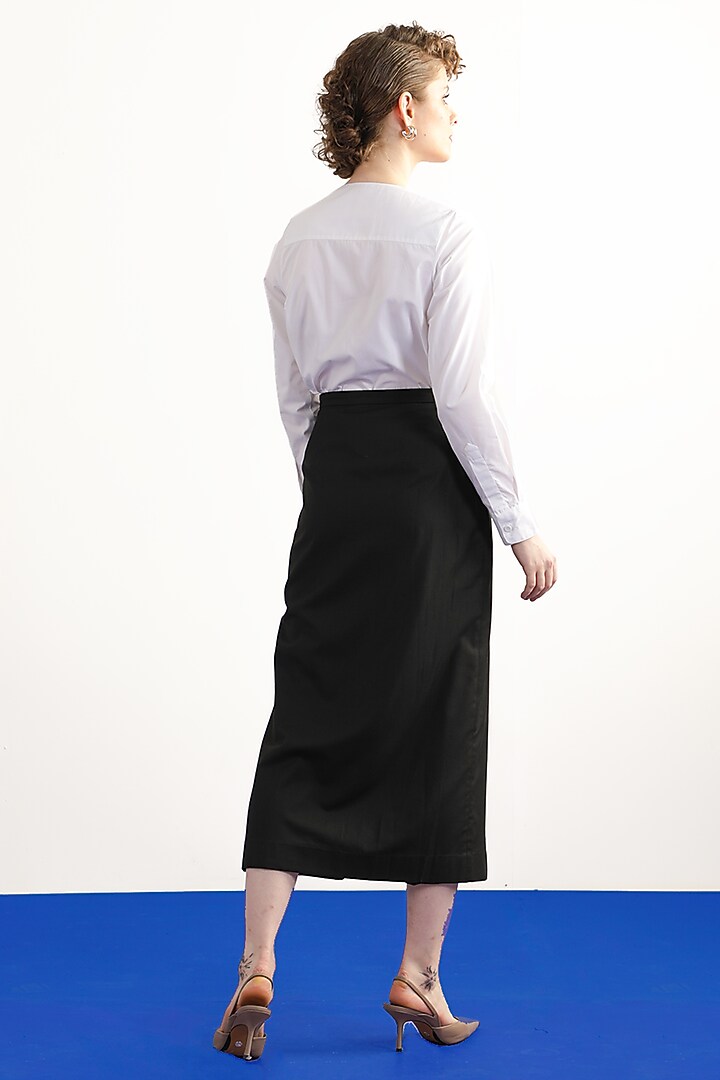 Off-White Cotton Poplin Asymmetric Shirt by Notebook at Pernia's Pop Up Shop