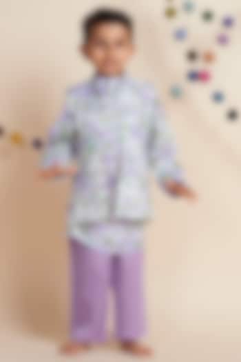 Lavender Printed Bundi Jacket With Kurta Set For Boys by Nino By Vani Mehta