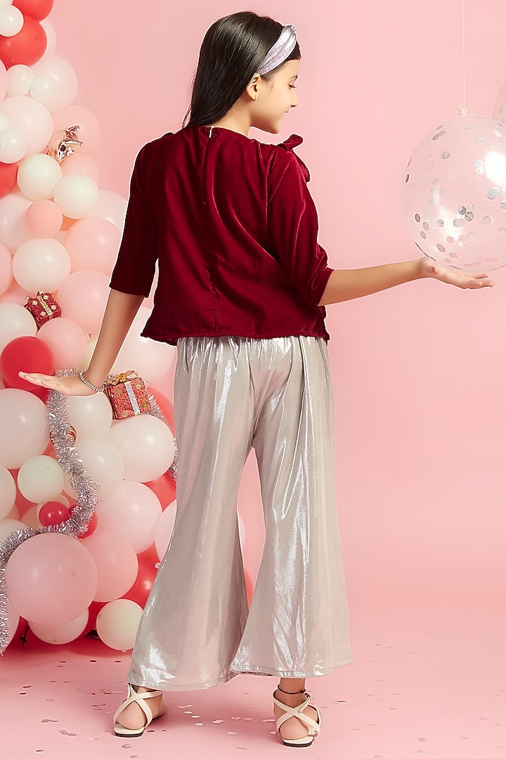 Silver Crepe Pant Set For Girls by Nino By Vani Mehta at Pernia's Pop Up Shop