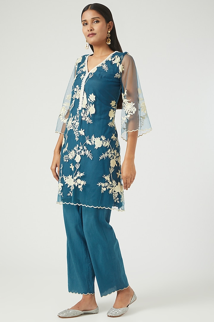 Blue Embroidered Tunic Set by NOW WITH PRACHI
