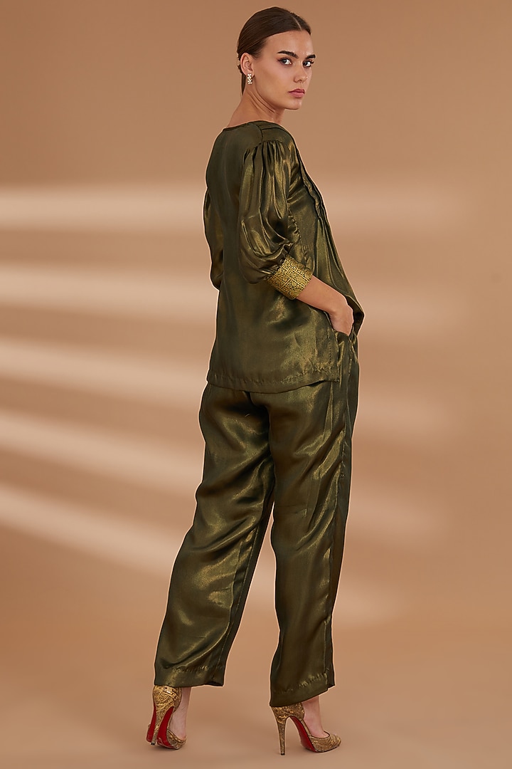 Green Shimmer Georgette Co-Ord Set by NOW WITH PRACHI at Pernia's Pop Up Shop