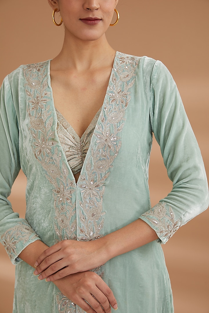 Green Velvet Hand Embroidered Jacket Set by NOW WITH PRACHI at Pernia's Pop Up Shop