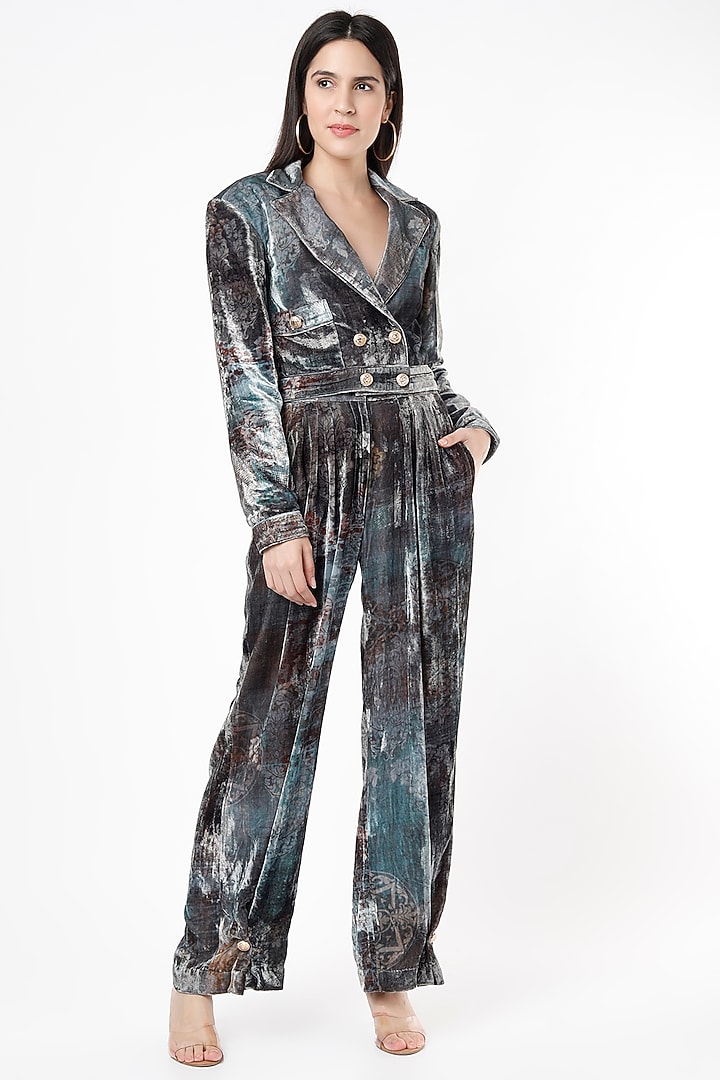 Grey Printed Pleated Pant Set by Nirmooha at Pernia's Pop Up Shop