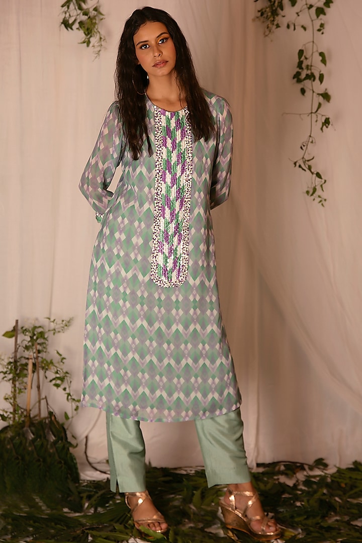 Green Hand-Embroidered Kurta Set by Nirmooha at Pernia's Pop Up Shop