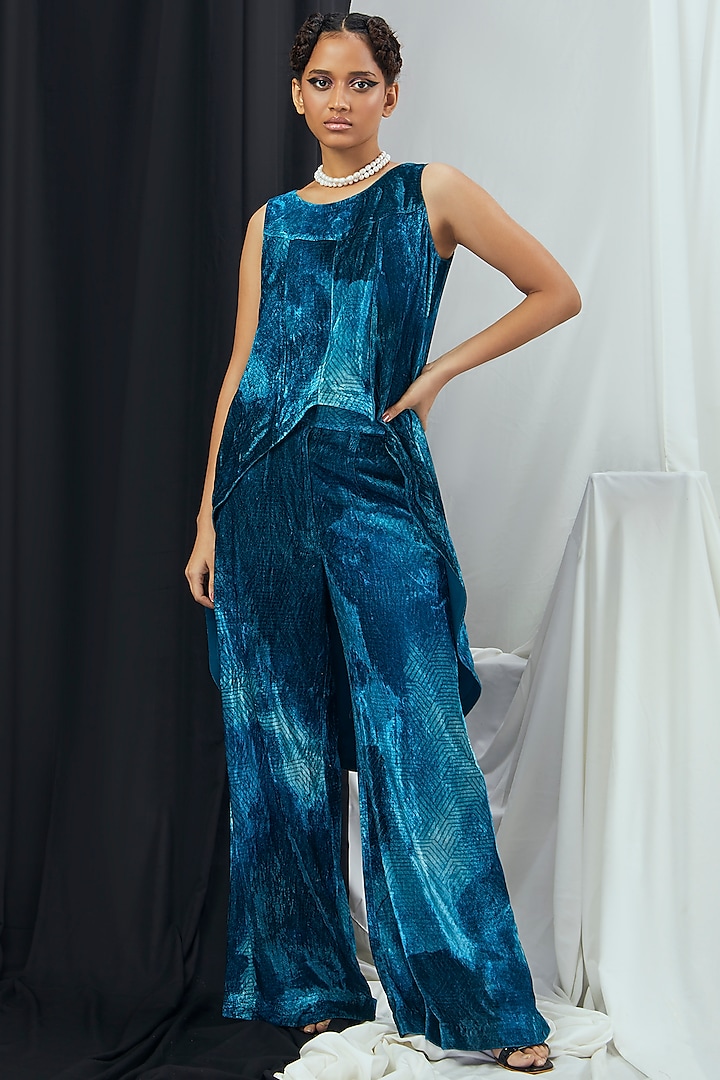 Jade Blue Velvet Asymmetrical Printed Tunic Set by Nirmooha at Pernia's Pop Up Shop