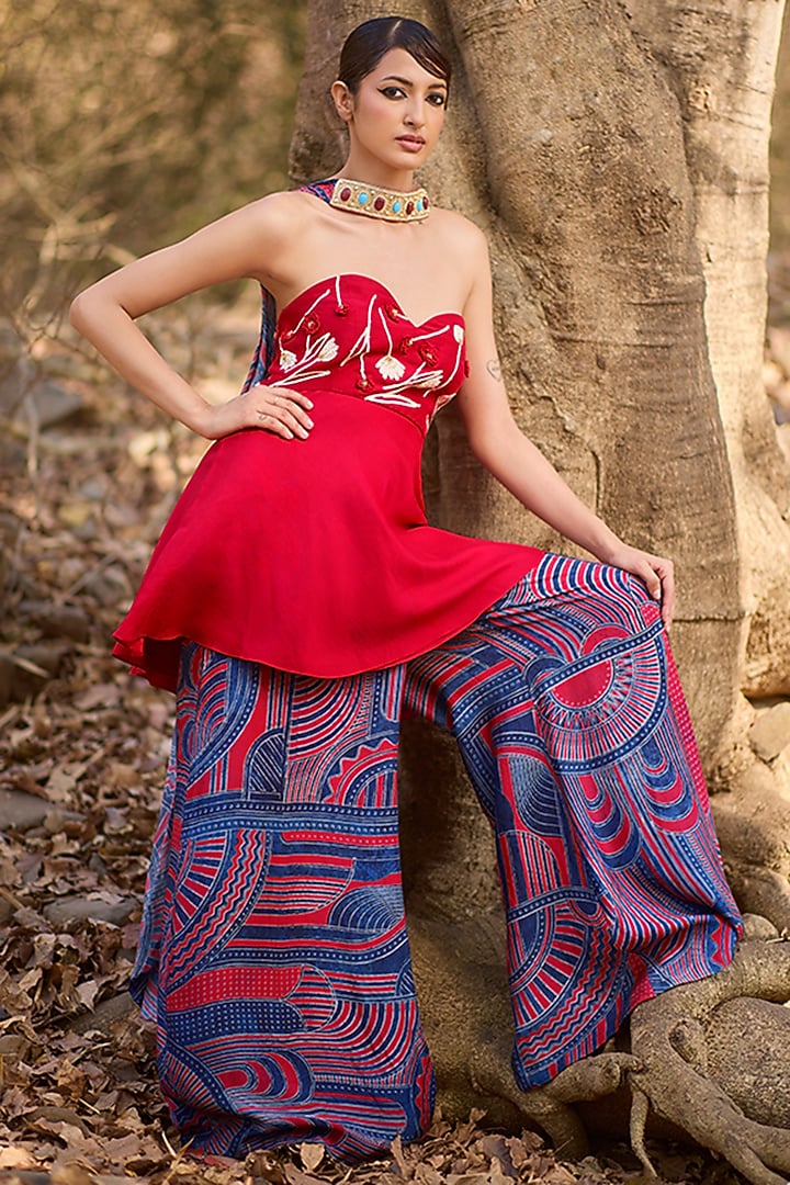 Red Mul Silk Geometric Printed Wedding Sharara Set by Nirmooha at Pernia's Pop Up Shop