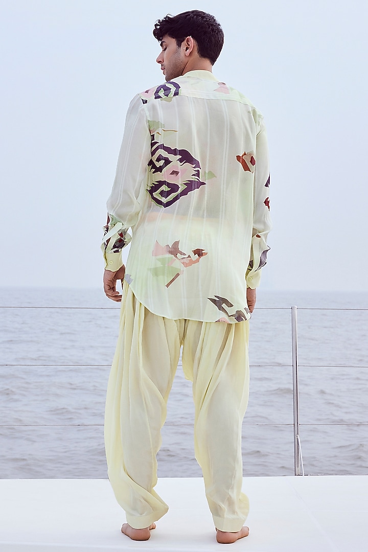 Patola Printed Kurta Shirt & Patiala by Nirmooha Men at Pernia's Pop Up Shop