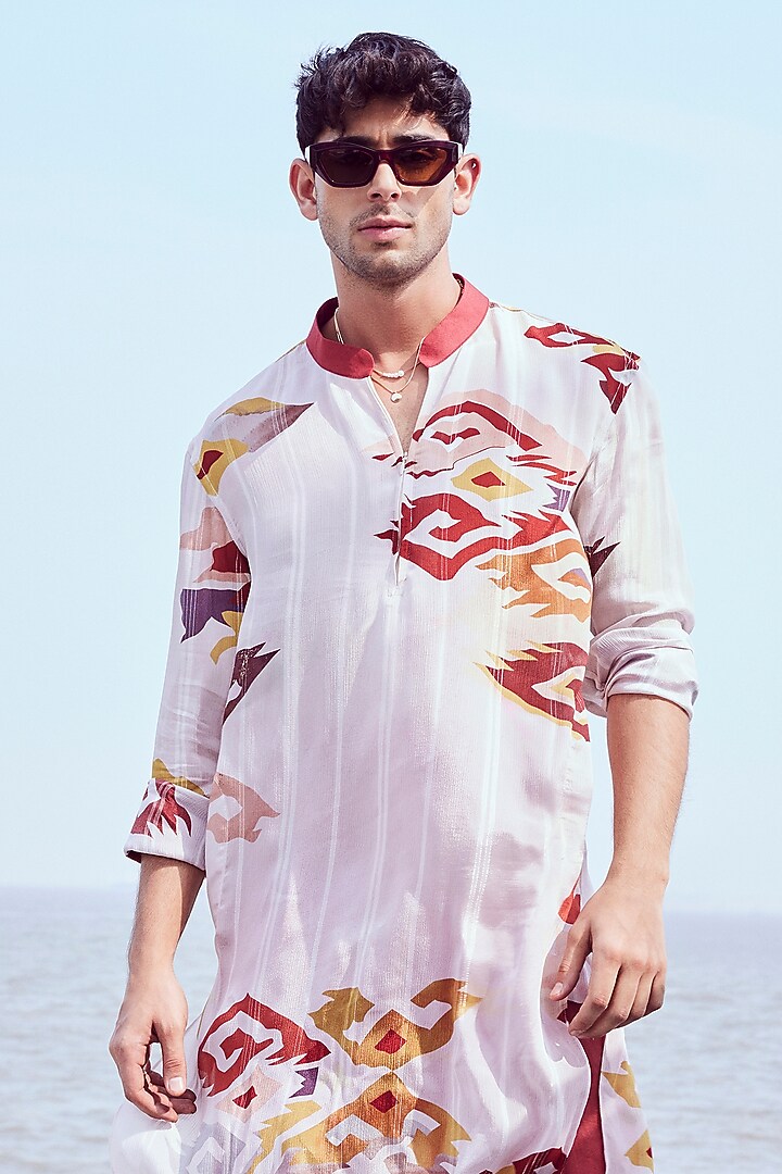 Patola Printed Kurta and Pants by Nirmooha Men at Pernia's Pop Up Shop