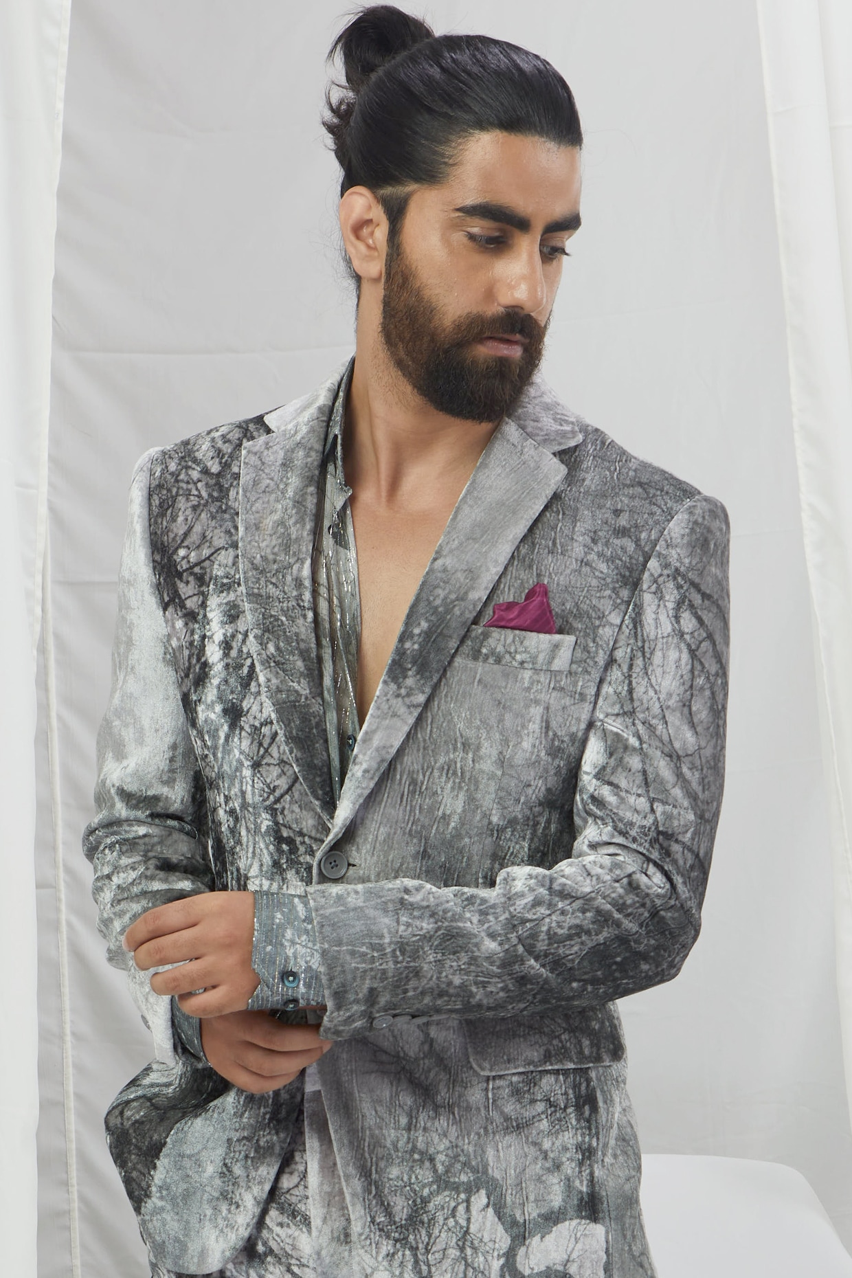 Grey velvet 2025 blazer mens