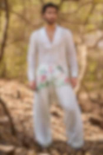 Blue Mul Floral Printed Short Kurta Set by Nirmooha Men at Pernia's Pop Up Shop