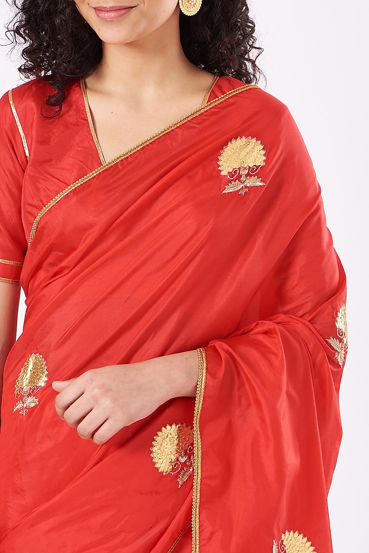 Red Pure Silk Boota Wedding Saree Set by Nafisa Rachel William at Pernia's Pop Up Shop