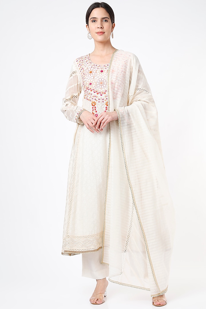 Cream Resham Embroidered Anarkali Set by Nadima Saqib
