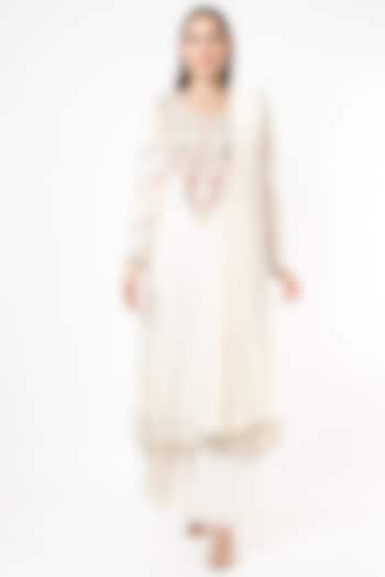 Cream Embroidered Kalidar Kurta Set by Nadima Saqib at Pernia's Pop Up Shop